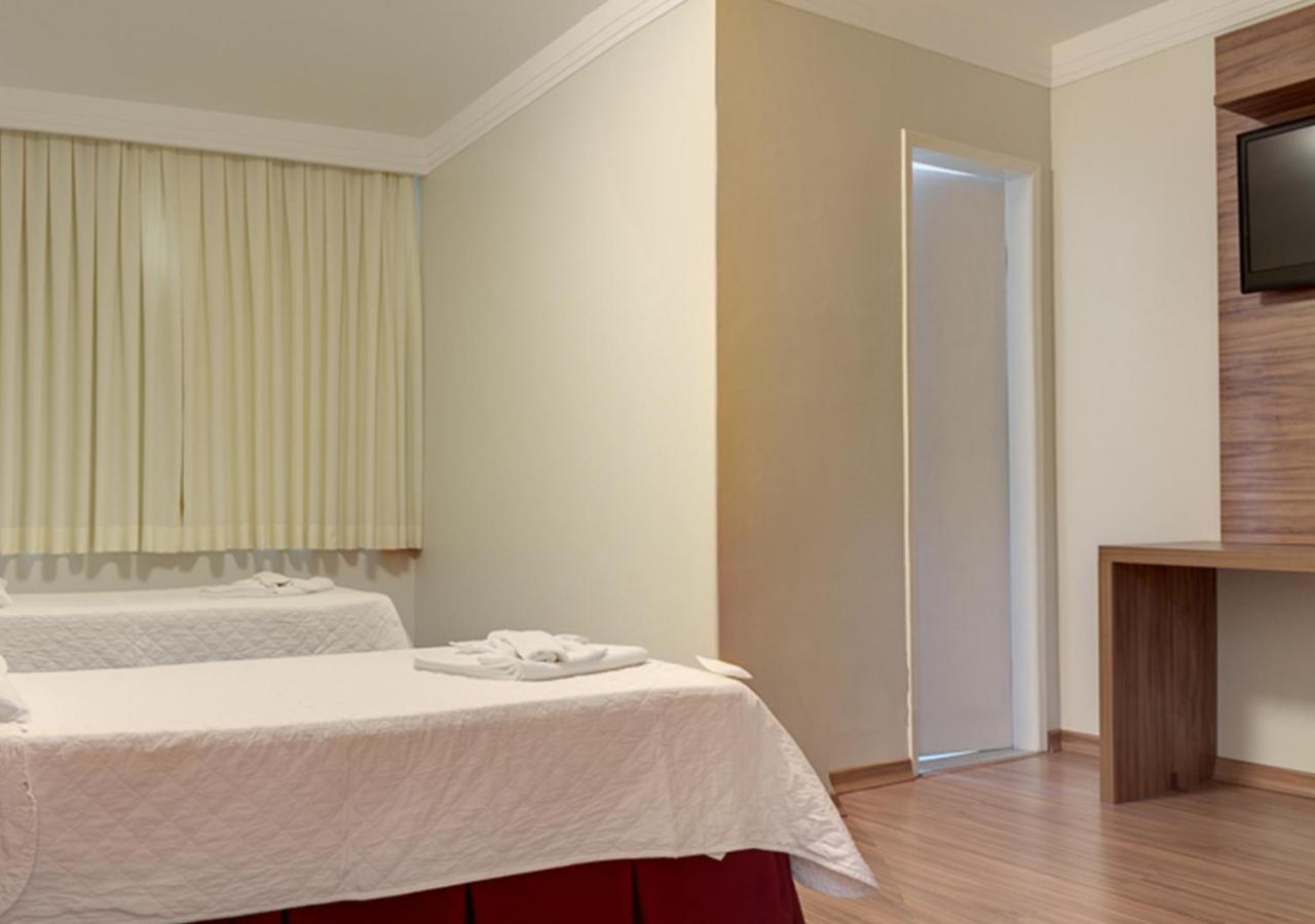 Hotel Villareal Консельейру-Лафаети Экстерьер фото